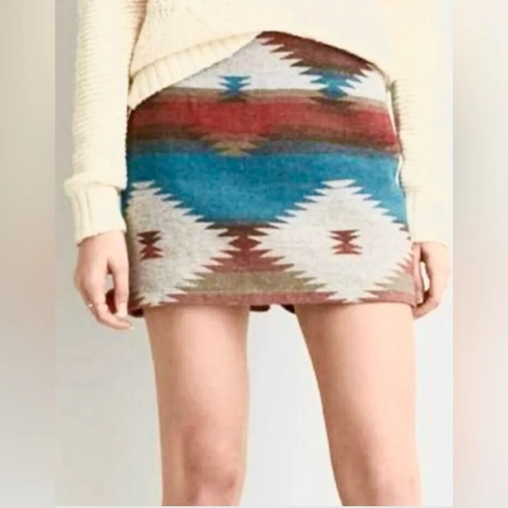 American Eagle Mini Skirt Southwestern Print in Terracotta - Blue Colors size 0